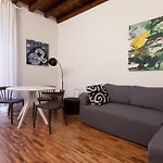 Live Milan In Style Elegant Apartment Near Duomo